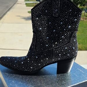Black Studded Women's Boots